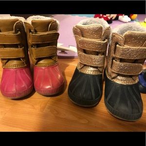 GAP Toddler Size 7/8 Winter Boots